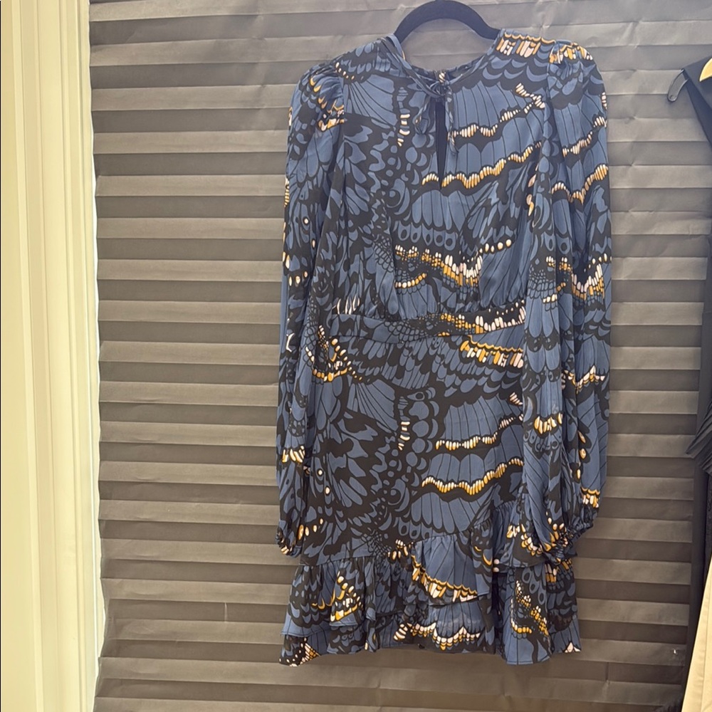 Elegant Blue and Gold Patterned Dress